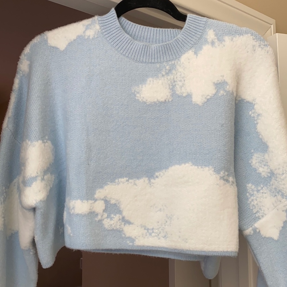Cropped sweater
